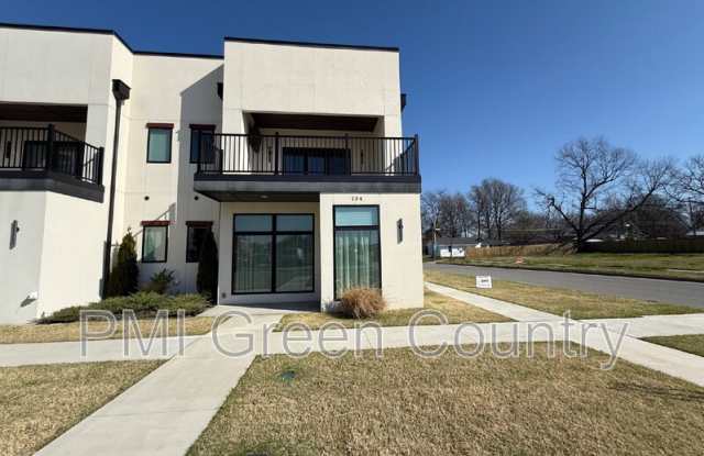 134 East Elgin Street photos photos