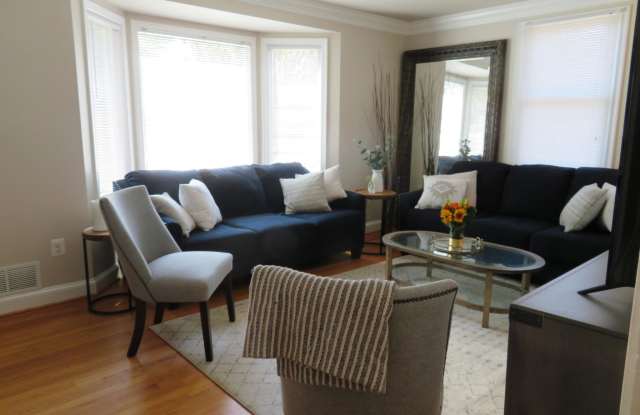 4006 WOODLAND DRIVE Gallery 4