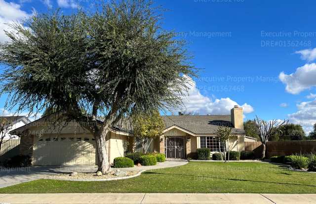 3 bedroom/ 2 bathroom home located near Old River Rd/ White Ln - 3708 Poe Lane, Bakersfield, CA 93311