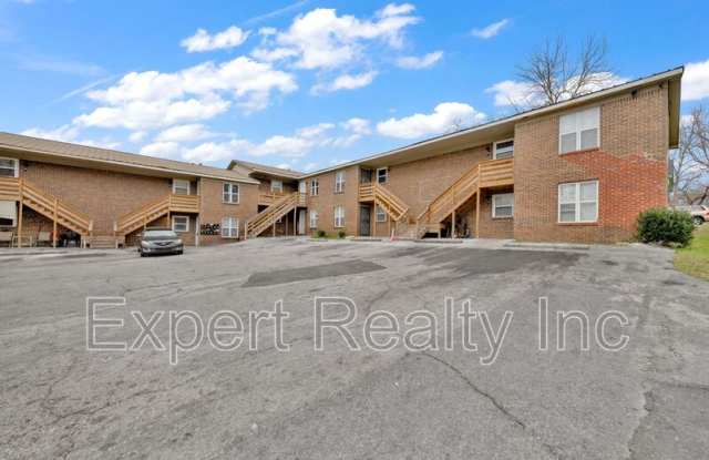 2400 19th St N photos photos