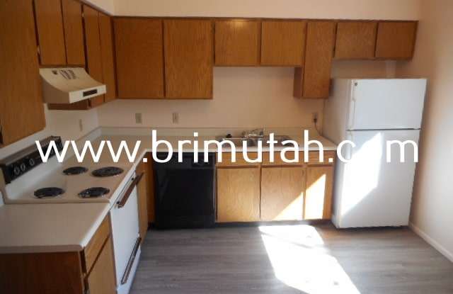 4727 South 1300 East Gallery 4