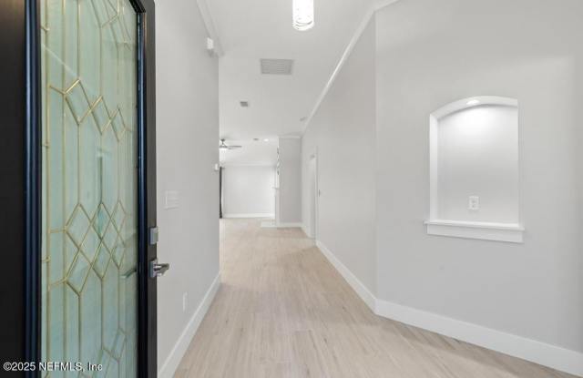 Exceptional Amenities-4 bedroom-2 bathroom-Julington Creek Gallery 4
