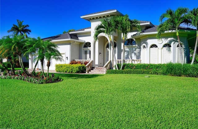 626 Park Shore photos photos