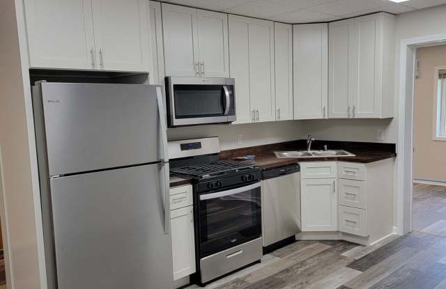 1035 Manchester Ave - 1035 Manchester Avenue, Wabash, IN 46992