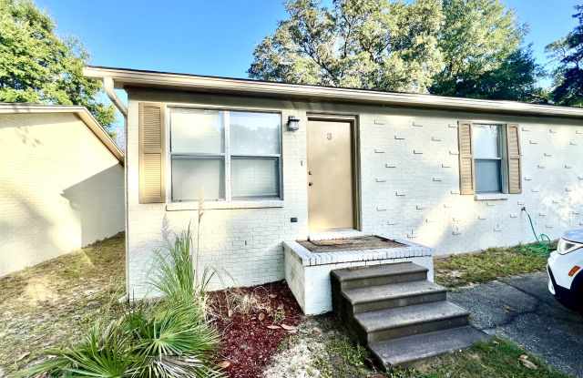 201 Marquette Avenue Unit #3 - 201 Marquette Avenue, Niceville, FL 32578