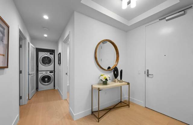 235 Berry St Apt 417 photos photos