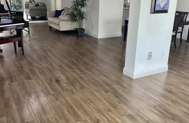 6100 Lakemont Circle Gallery 2