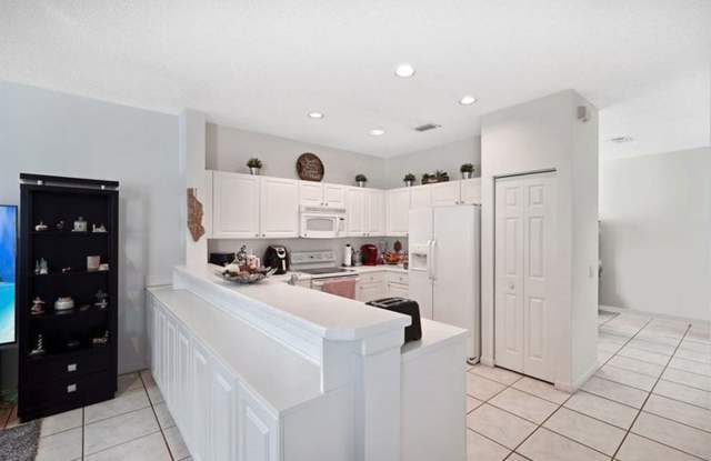 1457 BANYAN Way, Weston, FL 33327 - 1622 Gallery 4