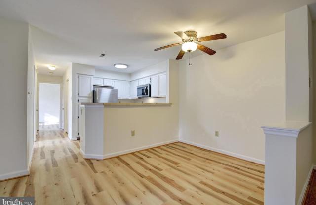Charming 2BR/2BA Condo with Fireplace  Private Balcony Gallery 3