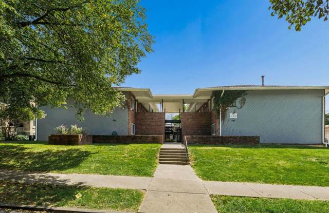 Live Steps from The Ohio State University! Rent Reduced and Deposit Waived!!!! Gallery 4