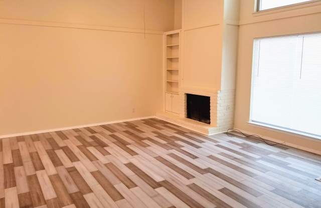 9008 Quail Valley Dr Gallery 2