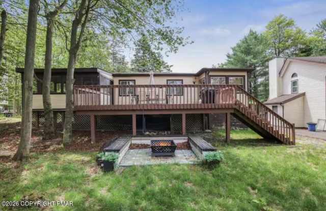5692 Pembrook Drive Gallery 1