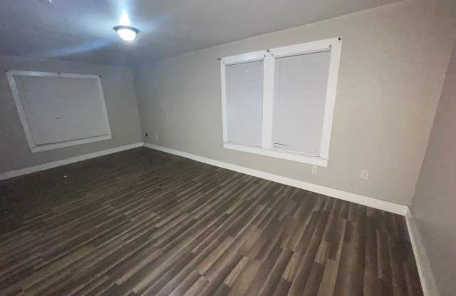 3 bedrooms 2 baths - Section 8 Accepted Gallery 4