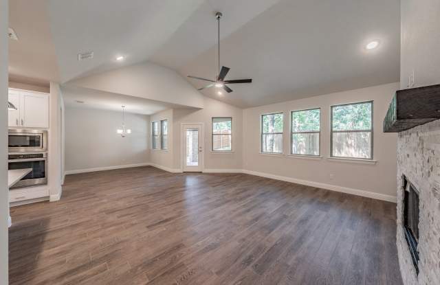 241 Gardenia Drive Gallery 3