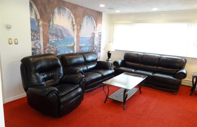 3403 Hawthorne Dr - 3403 Hawthorne Dr S, Wantagh, NY 11793