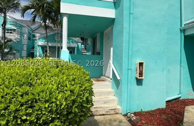 2610 SE 20th Ct Gallery 3