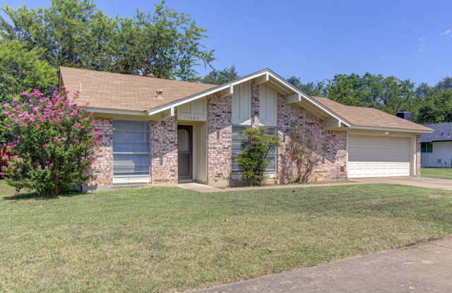Charming 3 Bed / 2 Bath Home in a Prime Northwest Austin Location! photos photos Charming 3 Bed / 2 Bath Home in a Prime Northwest Austin Location! photos photos