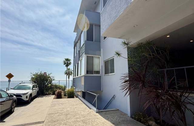 1200 Ocean Boulevard Gallery 3