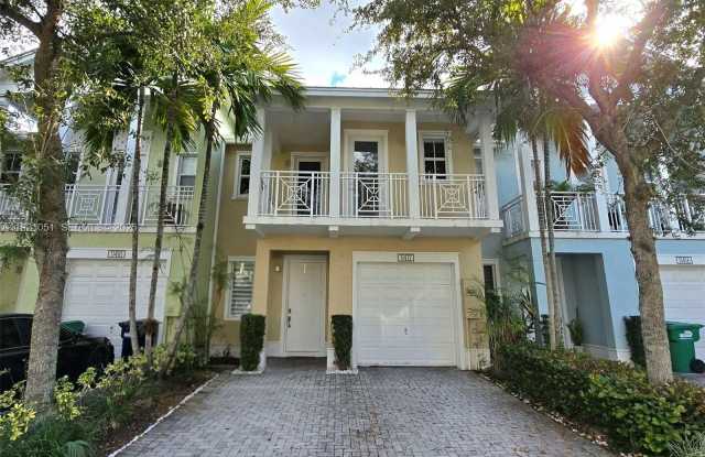 11412 NW 74th Ter photos photos