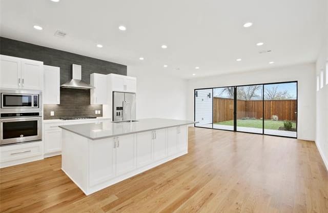 2405 Douglas Avenue - 2405 Douglas Ave, Dallas, TX 75219