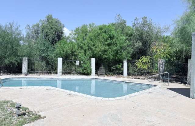 2 Bedroom Condominium w/ Community Pool! photos photos 2 Bedroom Condominium w/ Community Pool! photos photos