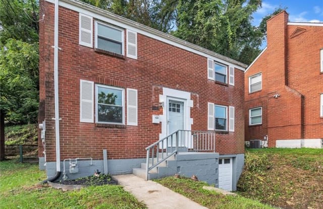 1828 McNary Blvd - 1828 Mcnary Boulevard, Wilkinsburg, PA 15221