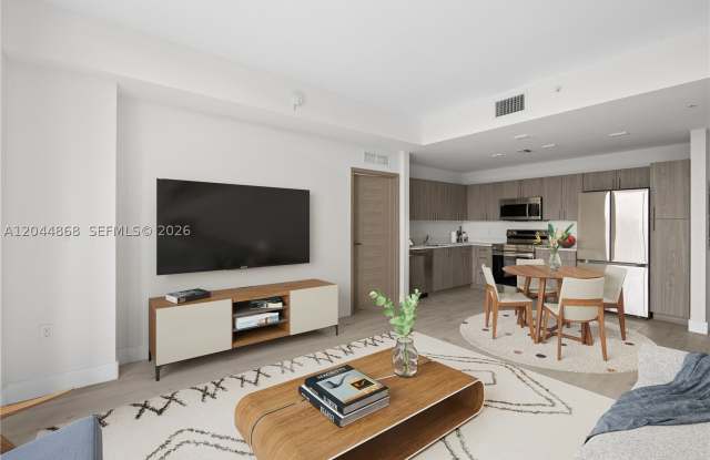 1601 Coral Gate Gallery 2