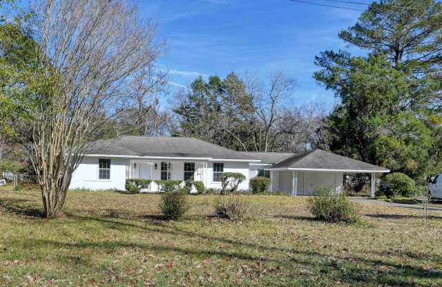 3744 Conrad Dr photos photos