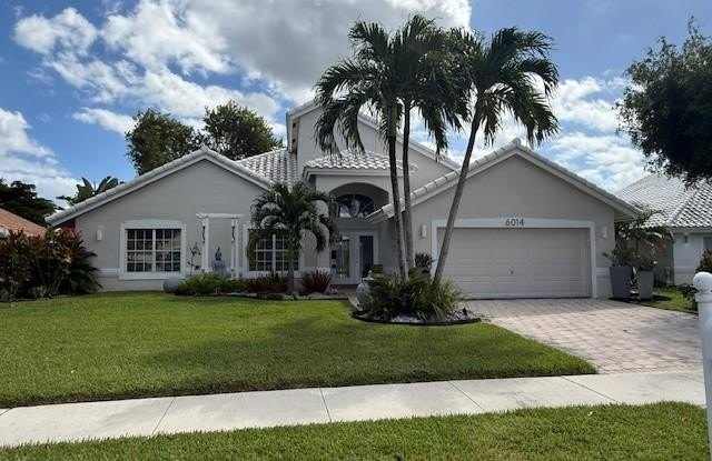 6014 Golf Villas Dr photos photos