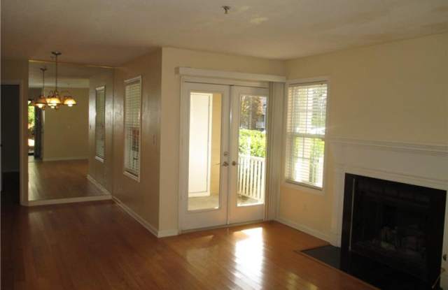 5638 River Heights Crossing SE Gallery 2