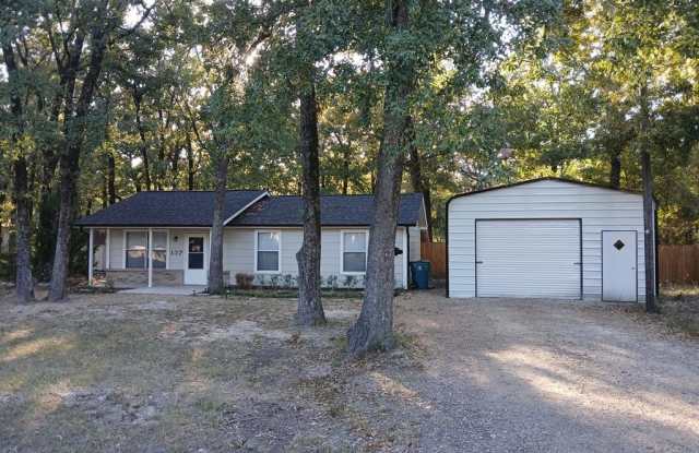137 Pierce Dr - 137 Pierce Drive, Henderson County, TX 75156