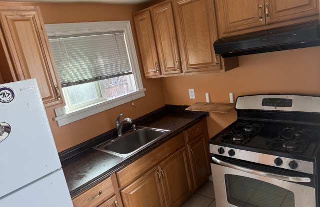 723 S 30th St (rear Unit) - 723 South 30th Street, Richmond, CA 94804