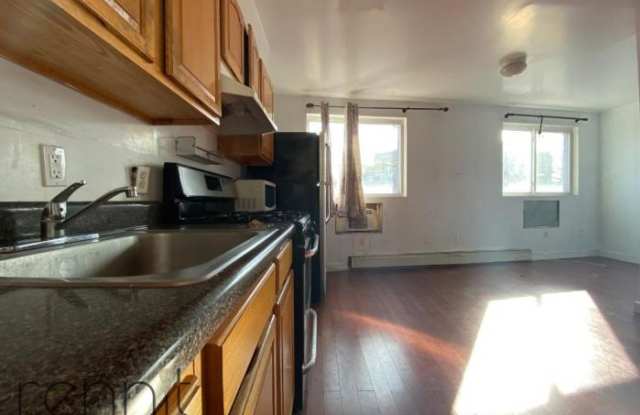 1026 BROADWAY - 1026 Broadway, Brooklyn, NY 11221