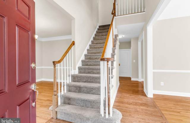 42985 PASCALE Terrace Gallery 3