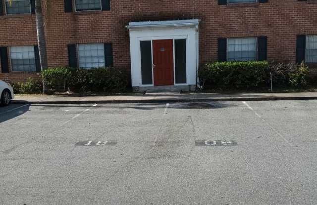 2 Bedroom, 1.5 Bathroom Condo For Rent at 1428 Holden Ave Orlando FL 32839 photos photos