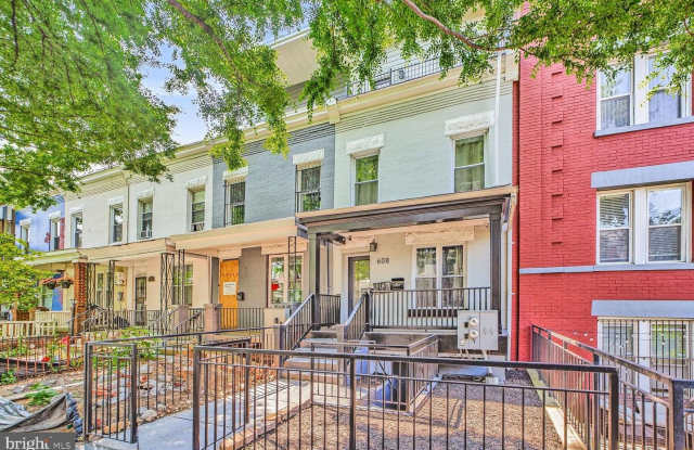 608 IRVING ST NW #1 photos photos