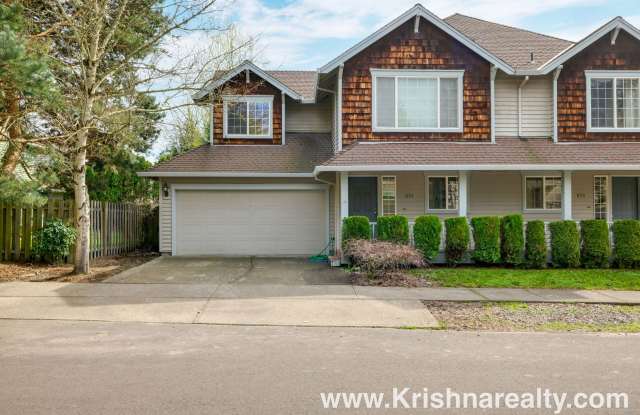 Gorgeous 3 BD* 2.5 BA* Updated Duplex Located in Historic Orenco in the Elk Meadows Community! *Spectacular Location* *Spacious Backyard!* photos photos