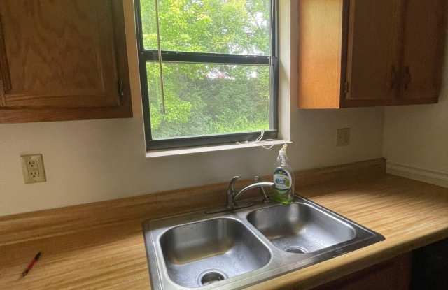 1305 Roosevelt Rd photos photos
