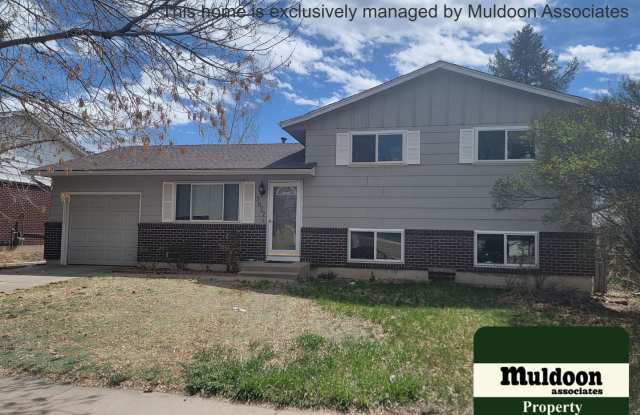 Centrally Located 4/2 Ready For You! - 3627 Meadowland Boulevard, Colorado Springs, CO 80918