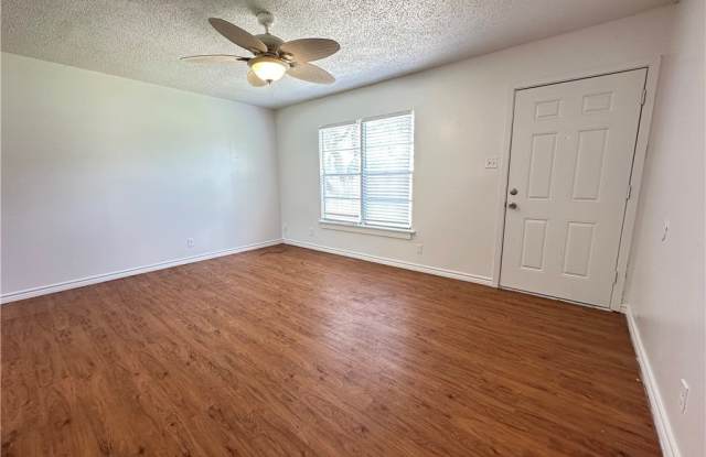1213 W Terrace Boulevard Gallery 4