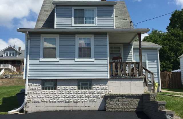 3 Bedroom Single Family House photos photos