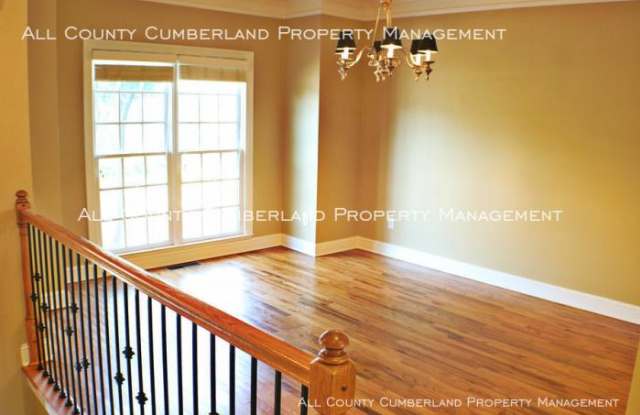 3355 Laurel Way Gallery 4