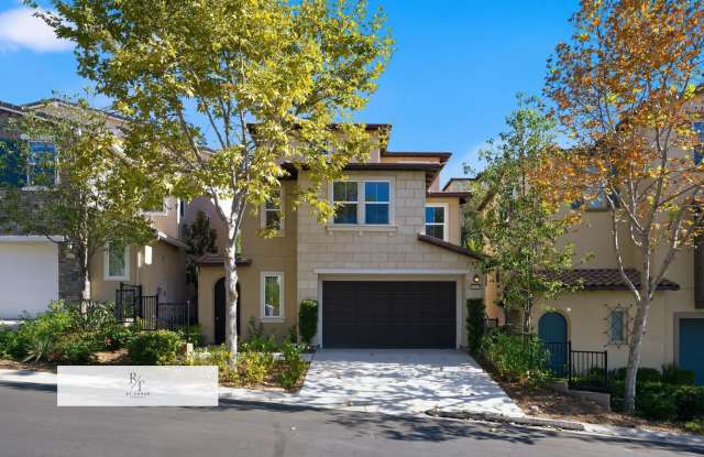 Luxury 4-Bedroom Home in Gated South Pointe with Walnut Valley Unified Schools ! Gallery 1