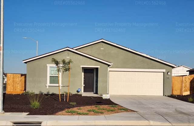 Newly constructed 4 bedroom/ 3 bathroom corner lot home monthly price REDUCED! photos photos