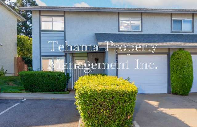 Charming 3 bedroom 1.5 bath Townhouse in Red Bluff photos photos