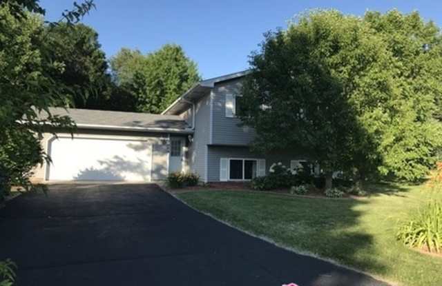 2669 Cornelia Trl - 2669 Cornelia Trail, Woodbury, MN 55125