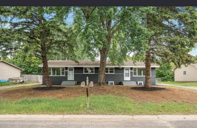 825 Elm Creek Circle photos photos