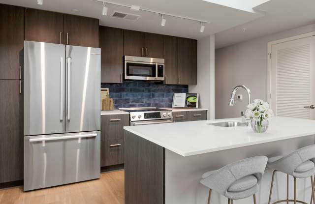 Cortland Rosslyn photos photos