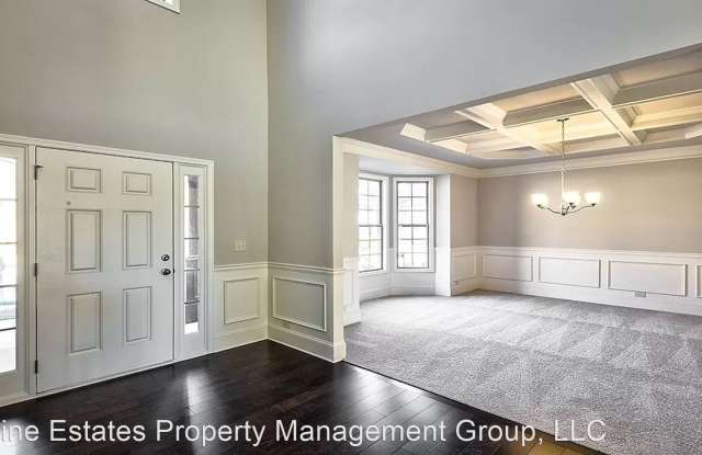 1124 Pebble Creek Lane Gallery 2