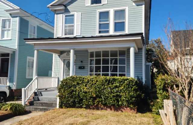 304 Avenue A - 2 Story Home in the Riverside Historic District of New Bern! Gallery 3